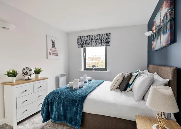 2Bed2Bath Spacious Modern Apartment Near Csm University