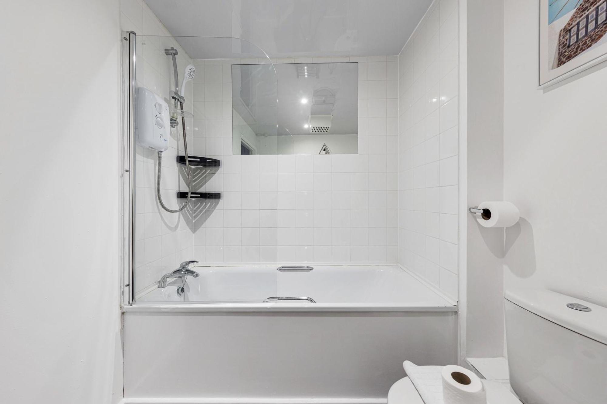 Apartment 2bedroom 2bathroom Large Modern With Balcony At King's Cross London